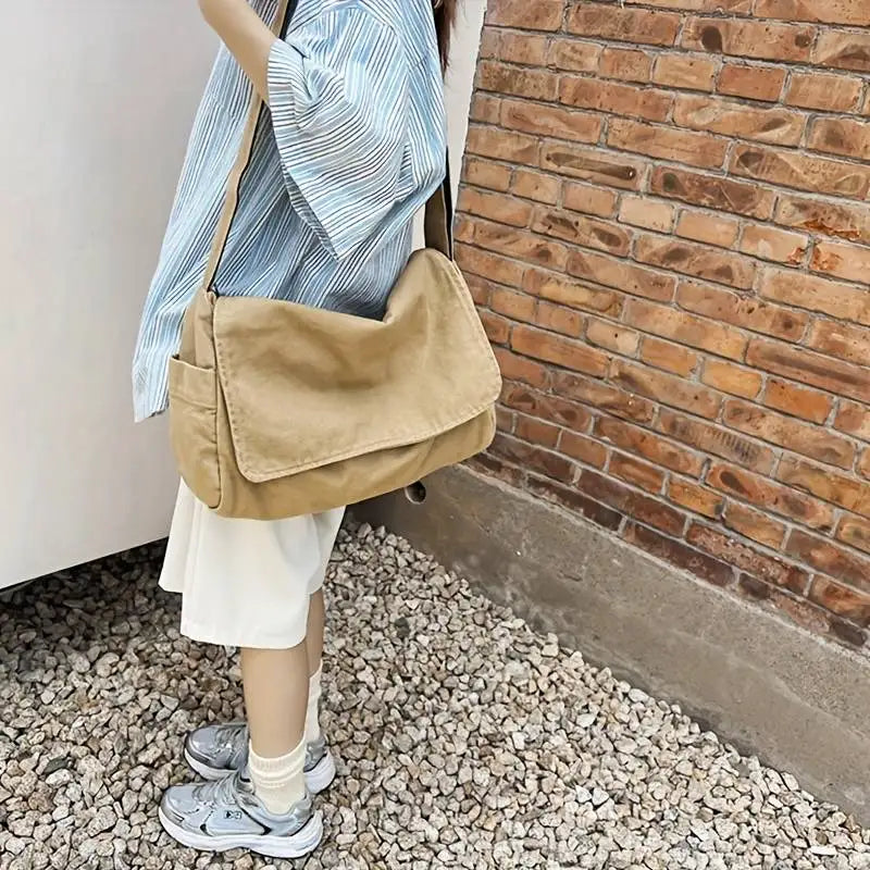 Women's Vintage Canvas Messenger Bag