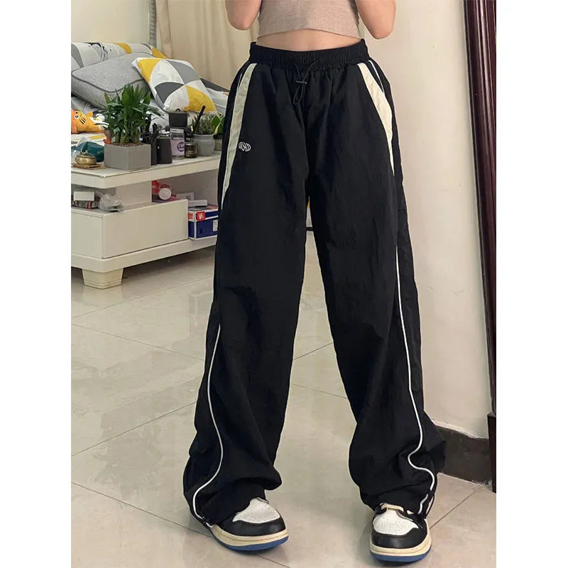 Women’s Baggy Cargo Pants