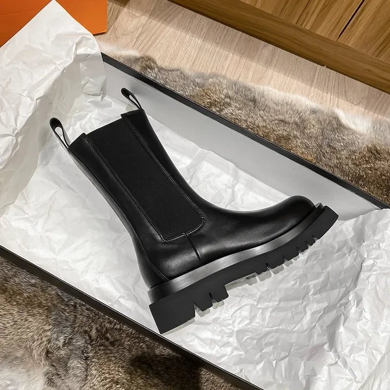 Women's Classic Chelsea Boots